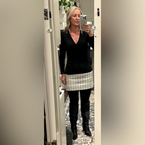 Meet your Posher, Erica - Picture 4 of 5